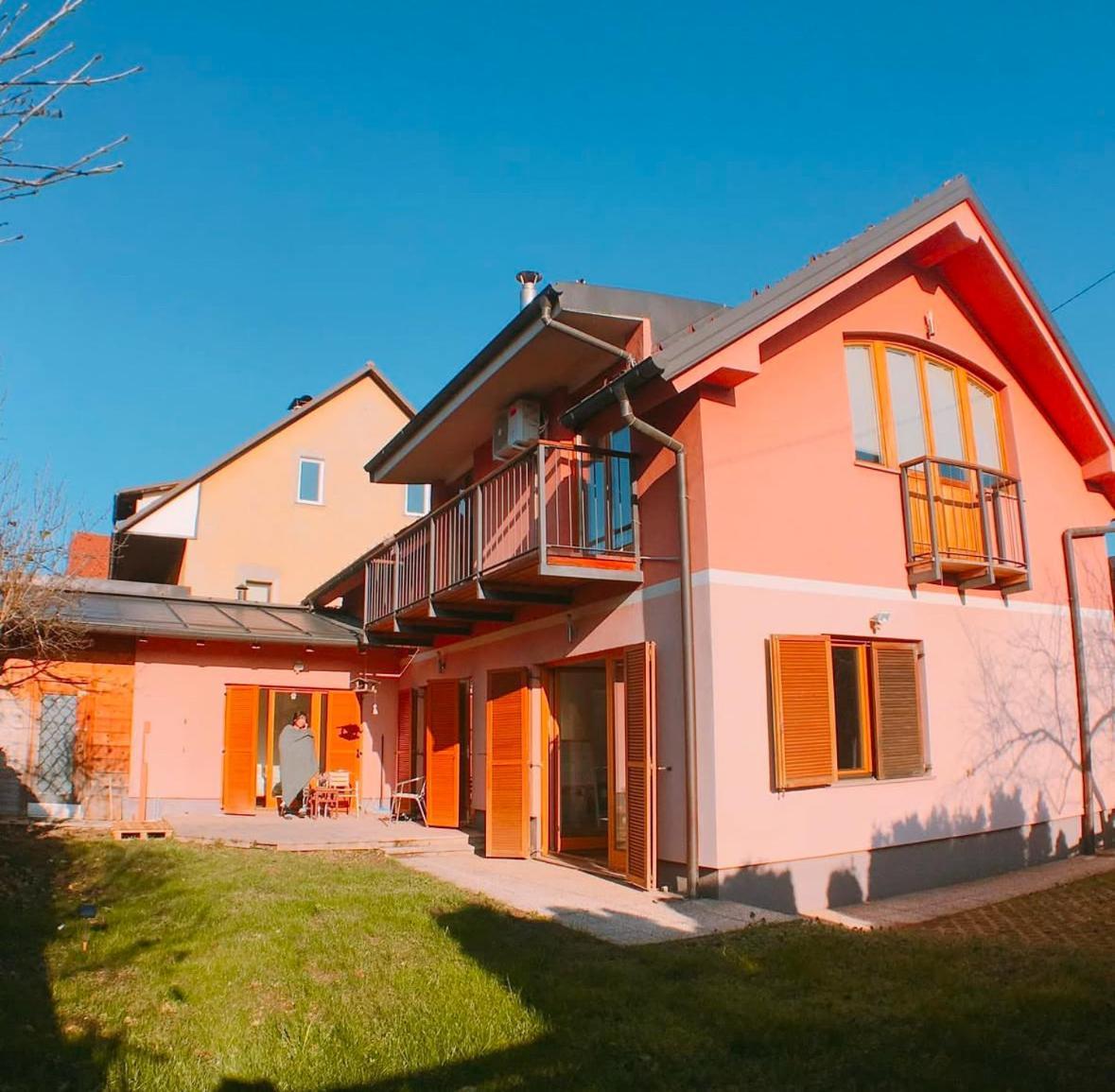 Buzahouse Hostel Ljubljana Exterior foto